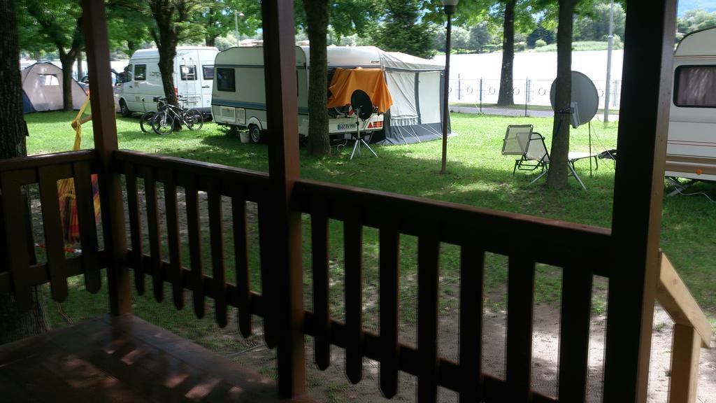 Camping Hotel Au Lac De Como Sorico Cameră foto